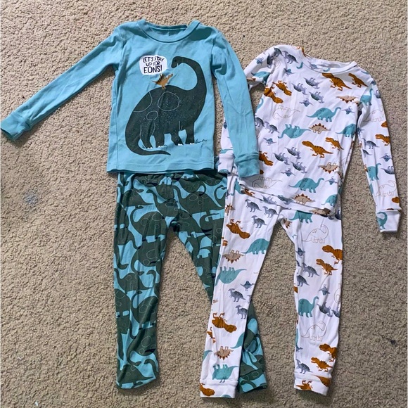 CARTER’S BOY PAJAMAS - Picture 2 of 6